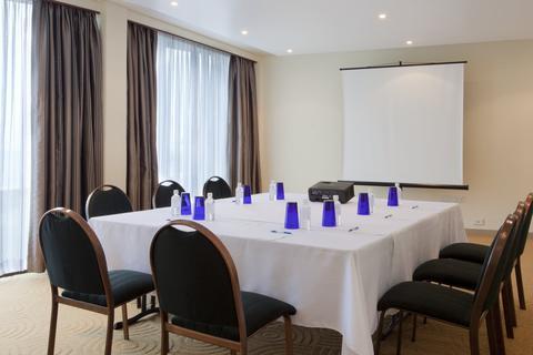 Crown Hotel Port Moresby