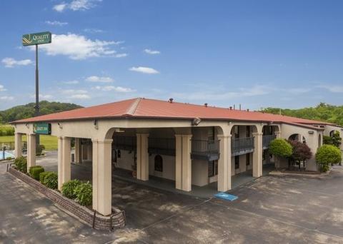 Howard Johnson by Wyndham Chattanooga Lookout Mountain