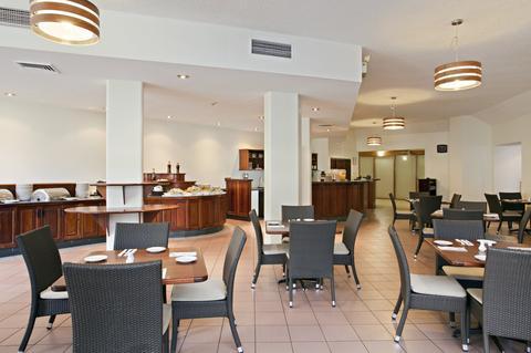 Holiday Inn & Suites Port Moresby