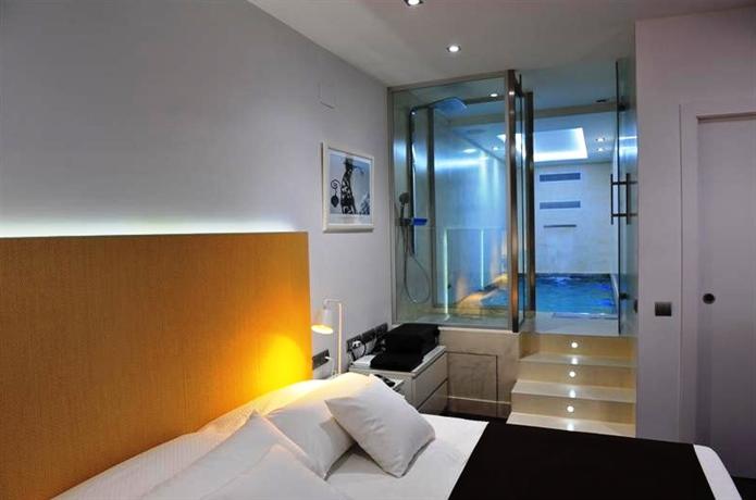 Gaudint Barcelona Suites