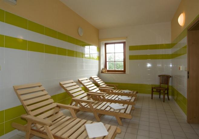 Hotelovy a jezdecky areal Dvur Krutenice