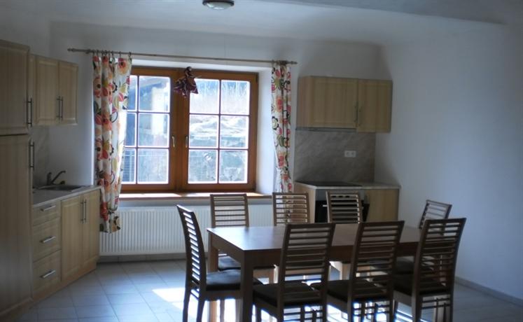 Hotelovy a jezdecky areal Dvur Krutenice