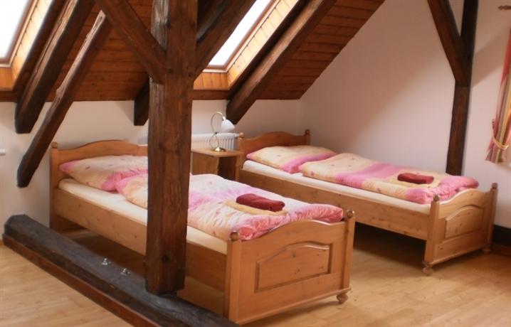 Hotelovy a jezdecky areal Dvur Krutenice
