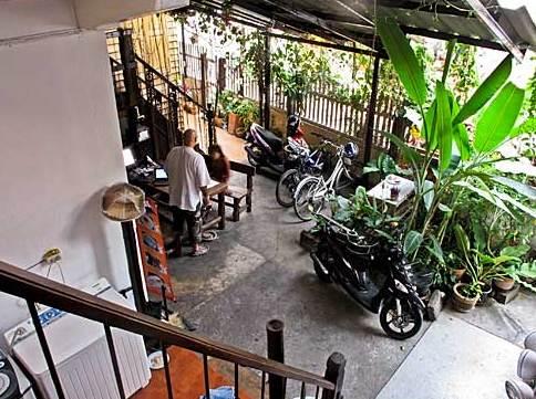 Wild Orchid Guest House Night Bazaar