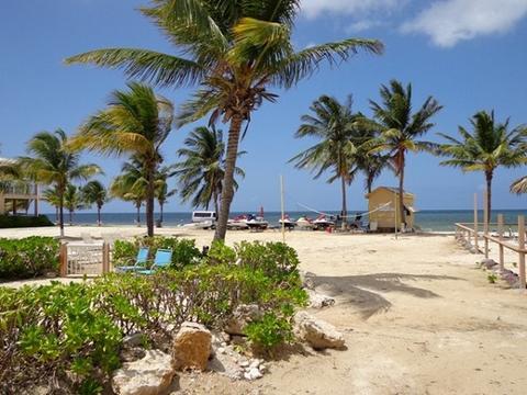 Holiday Inn Resort Grand Cayman