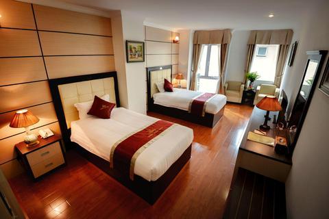 Golden Cyclo Premier Hotel Powered by Fave