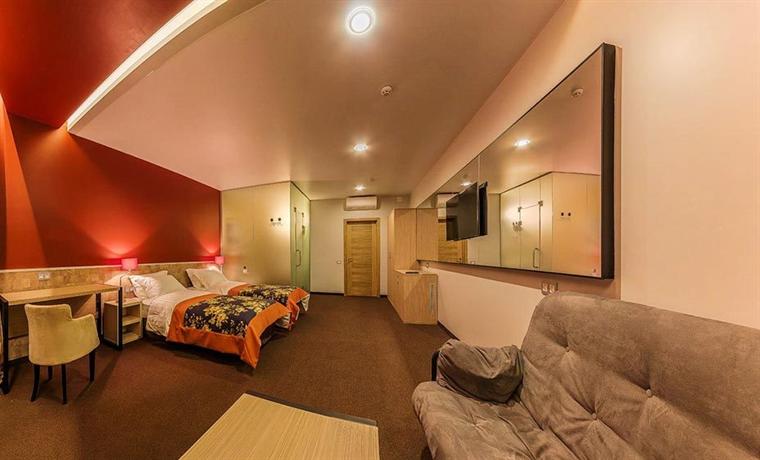 Mini-hotel People