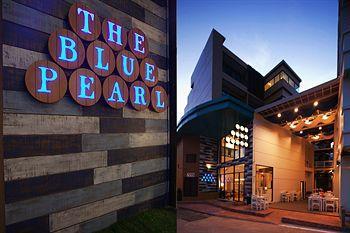 The Blue Pearl Kata Hotel