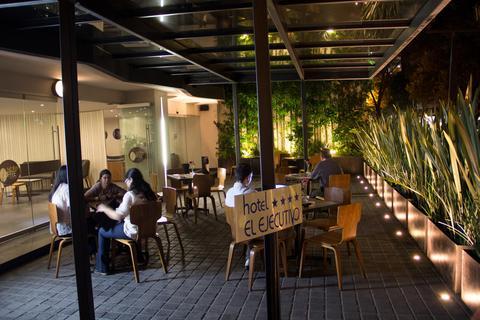 Hotel El Ejecutivo by Reforma Avenue
