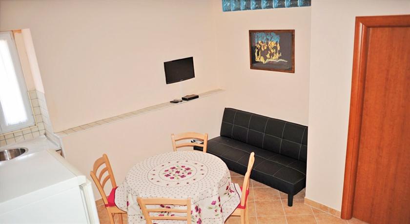 Apartments Casa Menis