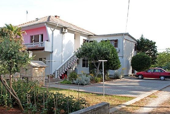 Apartments Vinko- terrace and grill