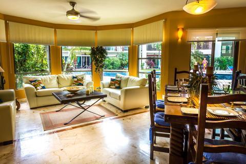 Paseo del Sol Condominios