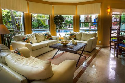 Paseo del Sol Condominios