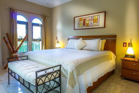Paseo del Sol Condominios