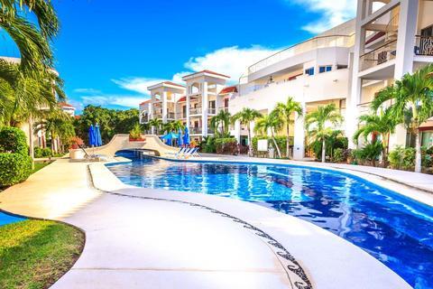 Paseo del Sol Condominios