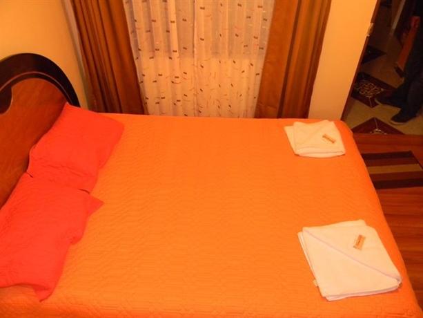 Cuscopackers Hostels
