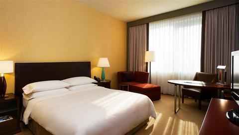 Sheraton Poznan Hotel