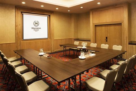 Sheraton Poznan Hotel