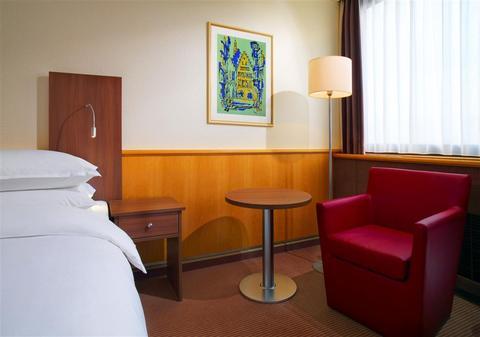 Crowne Plaza Frankfurt Congress Hotel