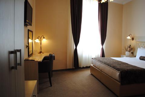 Belgrade City Hotel