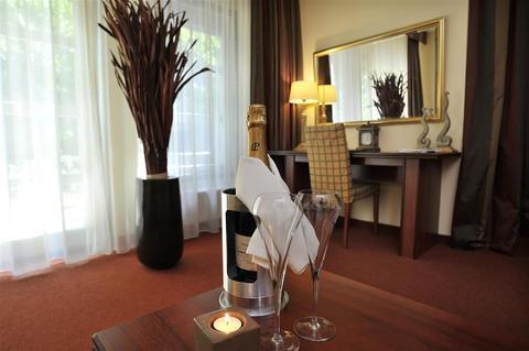 Golden Tulip Tjaarda Oranjewoud - Heerenveen