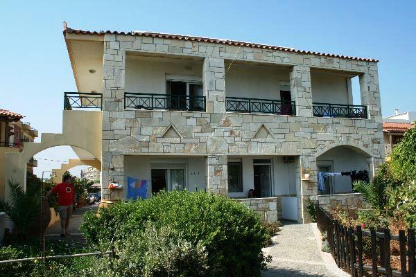 Minoica Beach Apartments