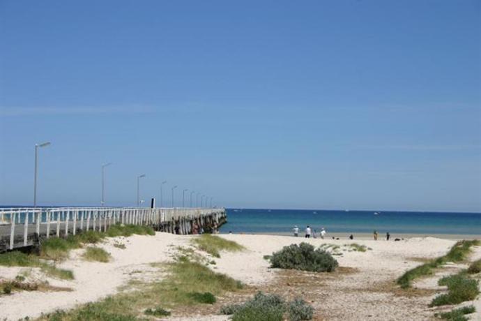 Photo: Semaphore Blue Apartments Photo: Semaphore Blue Apartments