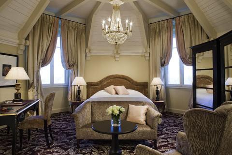 Chateau Hotel Grand Barrail