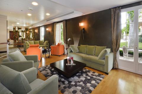 Chateau Hotel Grand Barrail