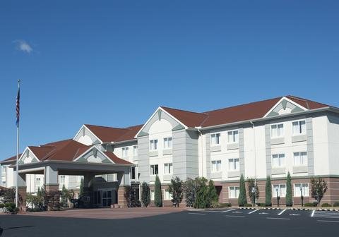 Holiday Inn Express Hotel & Suites Port Clinton-Catawba Island Lake Erie United States thumbnail