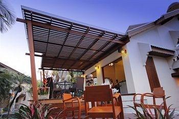 Neil Tara Resortel