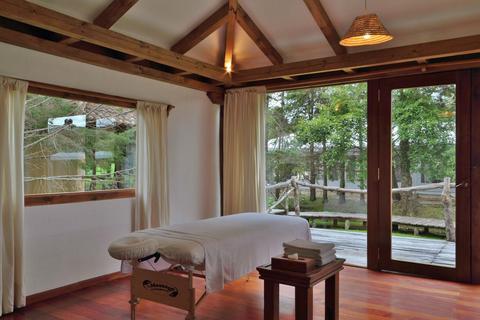 Uvence Arte + Hotel