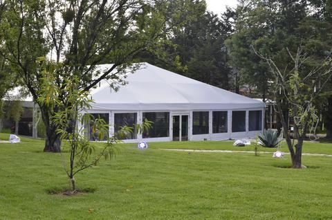 Uvence Arte + Hotel