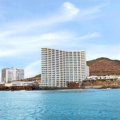 Las Olas Resort & Spa