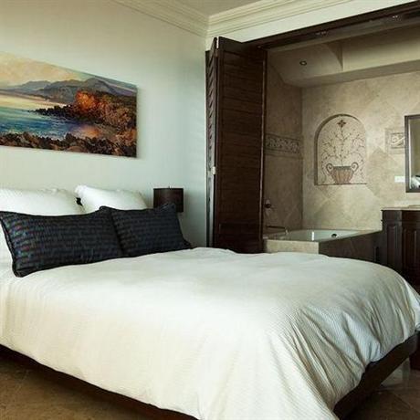 Las Olas Resort & Spa