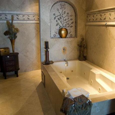 Las Olas Resort & Spa
