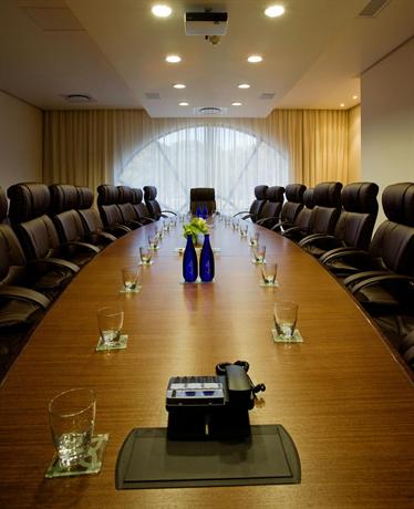 Cape Royale Luxury Suites