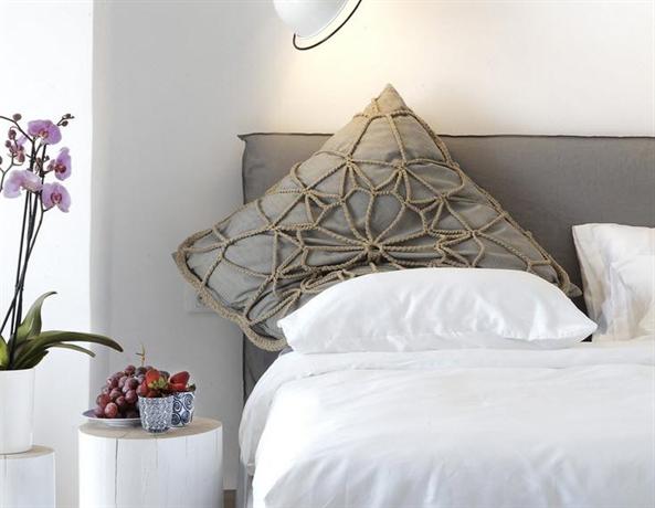 Santorini Secret Suites & Spa