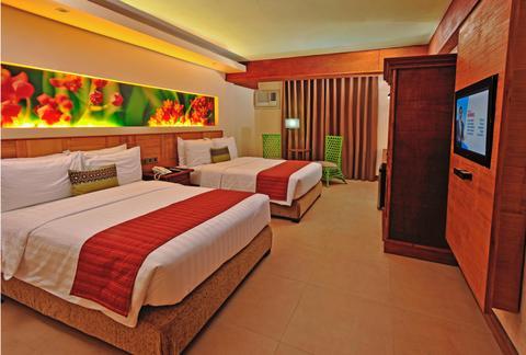 Costabella Tropical Beach Hotel