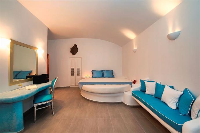 Pegasus Suites Spa Santorini Compare Deals - 