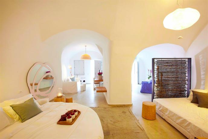 Santorini Secret Suites & Spa