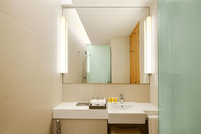 Days Hotel by Wyndham Singapore At Zhongshan Park