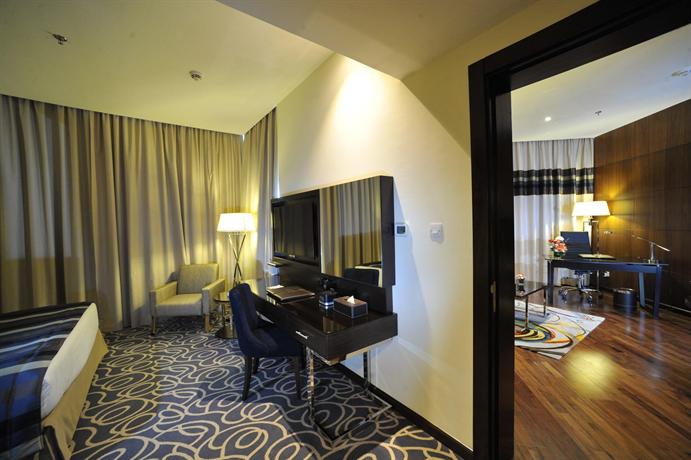 Ramada Abu Dhabi Corniche