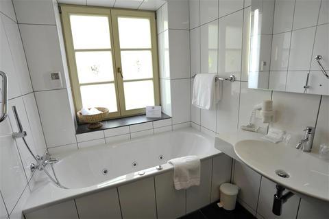 Hotel Mastbosch Breda