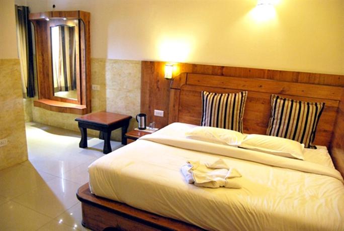 TJS Royale Hotel