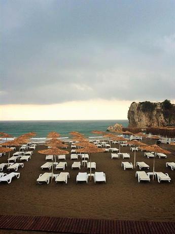 Mavibeyaz Hotel&Beach Club