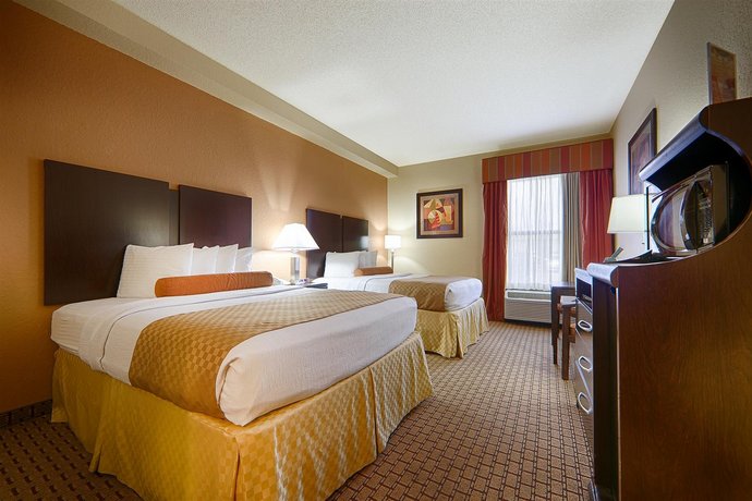 Best Western PLUS Universal Inn