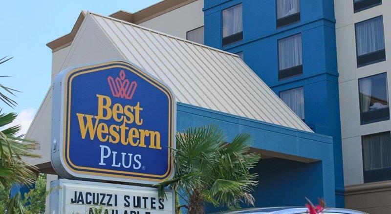 Best Western Plus Hotel & Suites Airport South