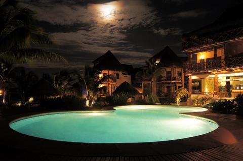 Villas Flamingos Beach Front