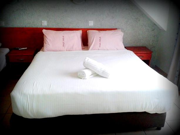 Aviv Hostel
